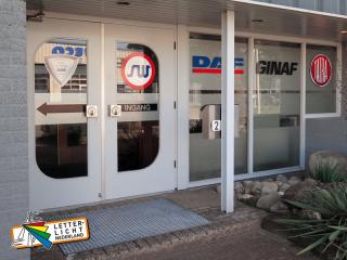 Pand belettering raamstickers volgens huisstijl